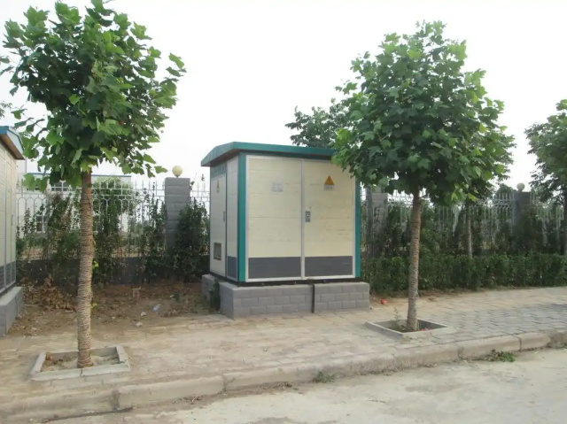 青县1000KVA欧式箱式变压器
