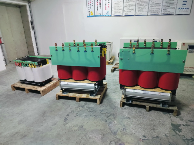 青县KS11-1000KVA矿用变压器